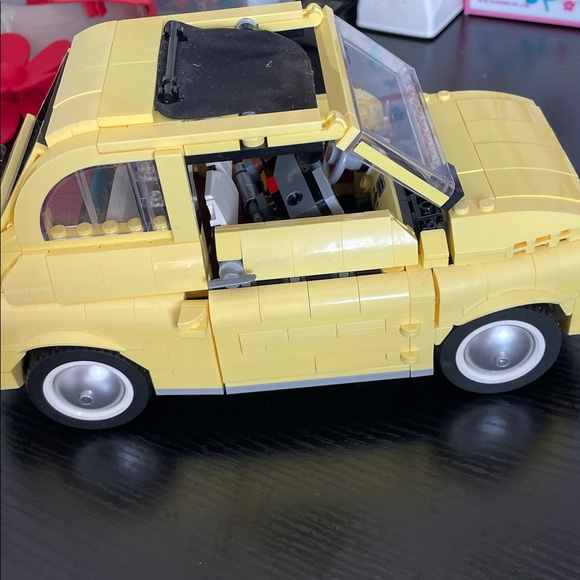 Lego- Fiat Nuova 500- yellow buggie - Picture 5 of 5